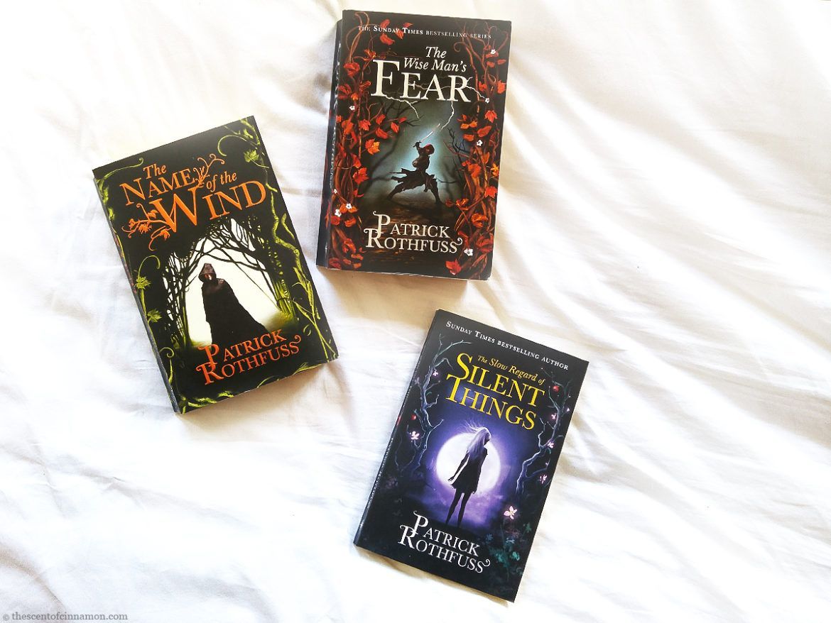 Books Over The Kingkiller Chronicles en Riverdale's Archie